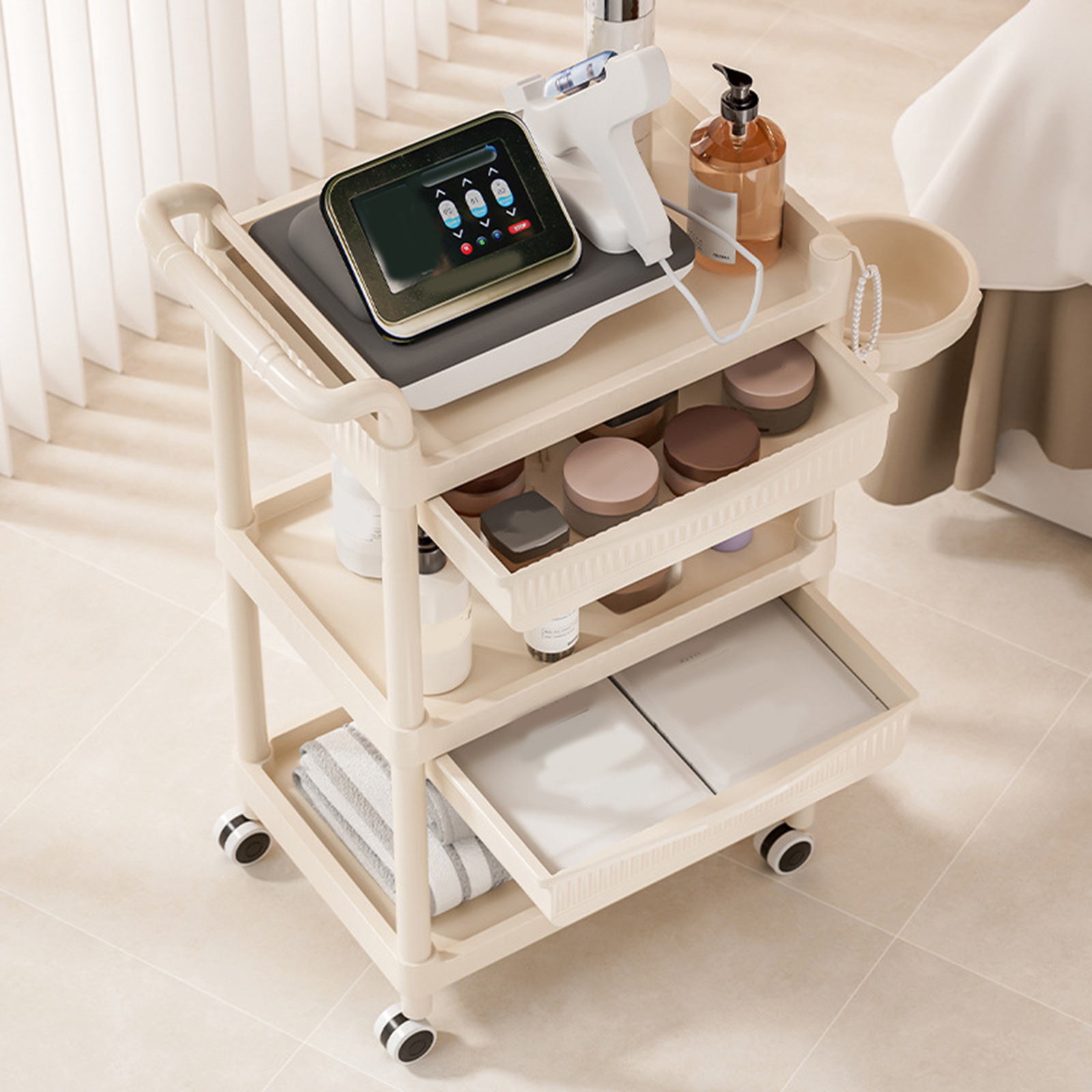 3 Tier Trolley Beauty Salon Sp - Commercial Kitchen Management のレビューと価格