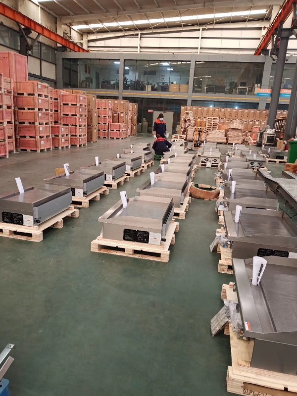 36 Inch 3 Burners Commercial G - Commercial Kitchen Grill のレビューと価格